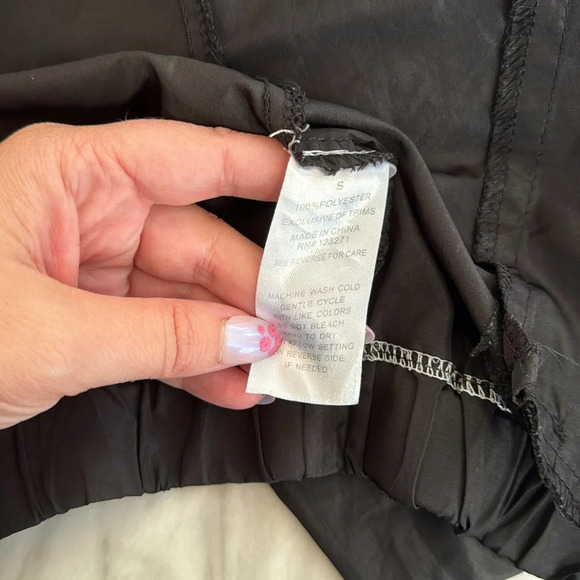 Orange Kiss Black and White Windbreaker Hooded Zip Up Smiley Face Size Small - Picture 7 of 7